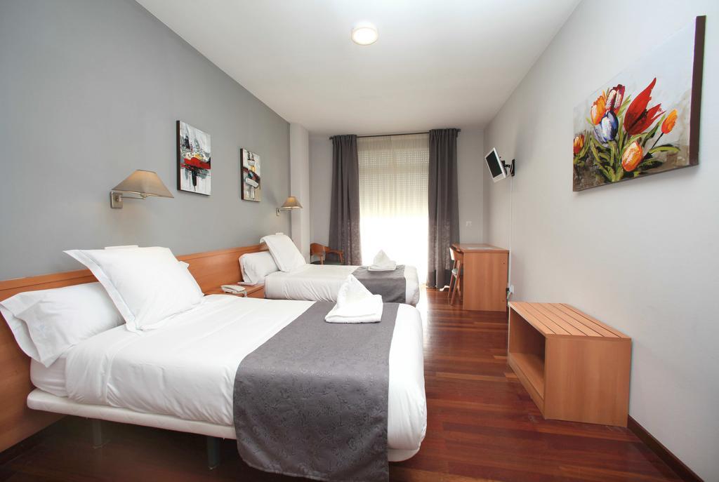 Hotel Ribeira Sacra Monforte De Lemos Room photo