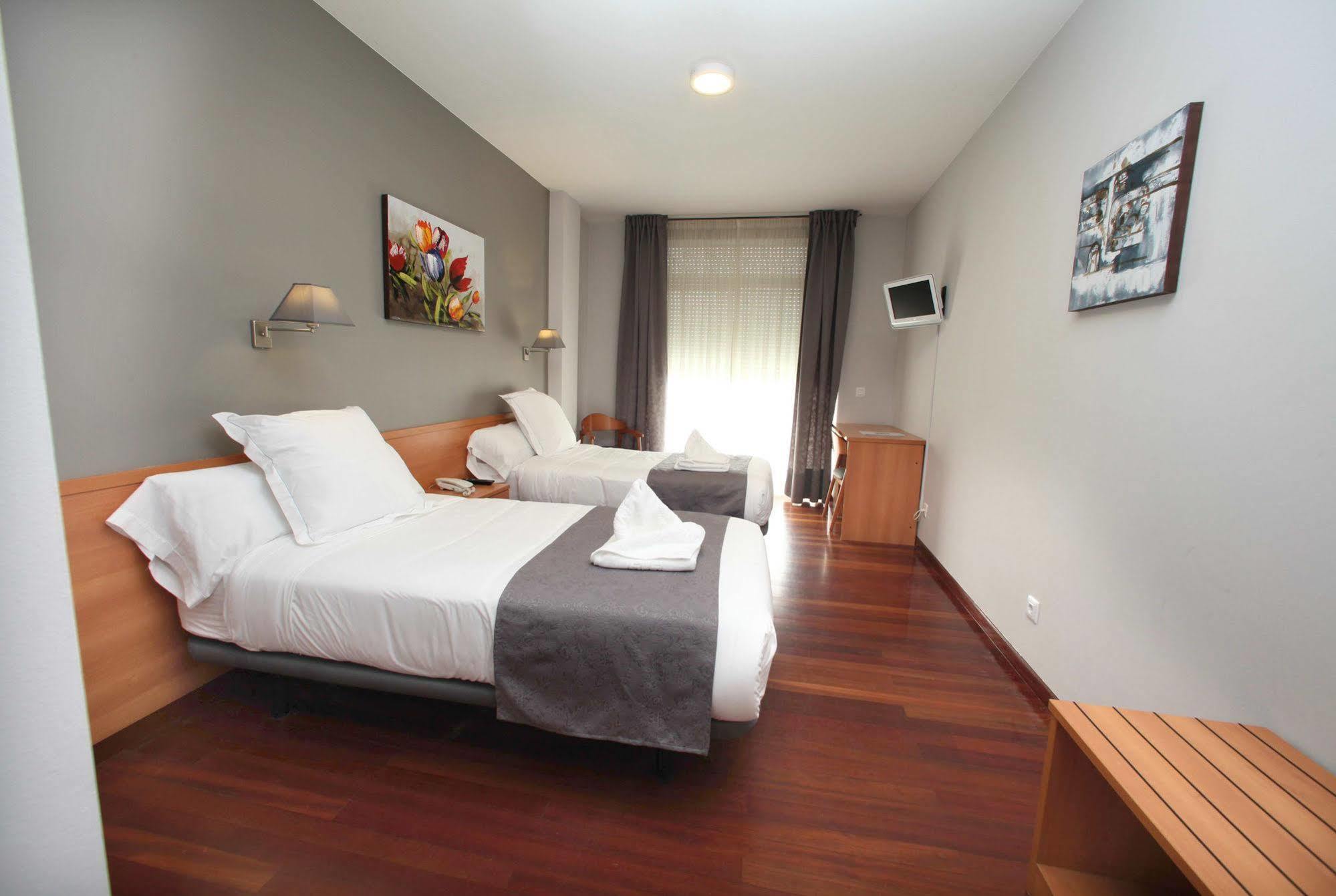 Hotel Ribeira Sacra Monforte De Lemos Exterior photo