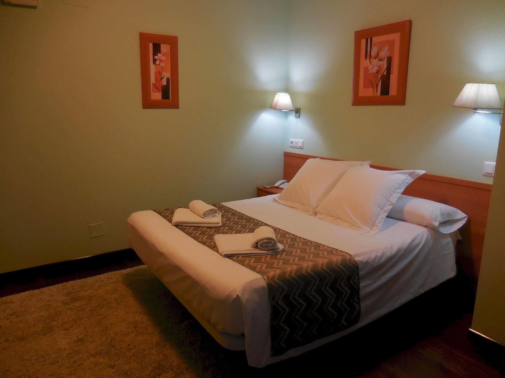 Hotel Ribeira Sacra Monforte De Lemos Exterior photo